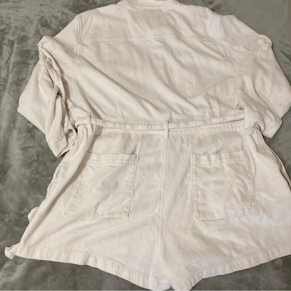 Good American Women’s Romper White Collared Size 7 - Picture 16 of 16